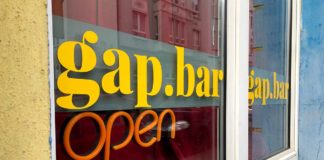 Gap Bar